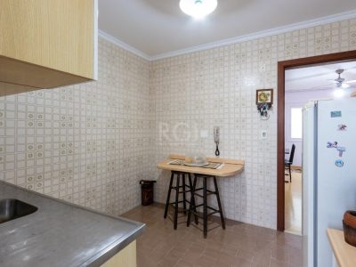 Apartamento à venda com 74m², 2 quartos, 2 vagas no bairro Ipanema em Porto Alegre - Foto 19