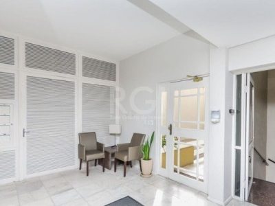 Apartamento à venda com 110m², 3 quartos, 1 suíte, 2 vagas no bairro Independência em Porto Alegre - Foto 3