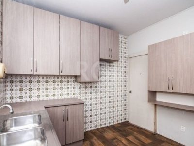 Apartamento à venda com 110m², 3 quartos, 1 suíte, 2 vagas no bairro Independência em Porto Alegre - Foto 15