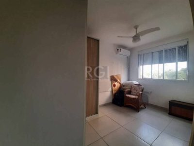 Apartamento à venda com 67m², 3 quartos, 1 suíte, 1 vaga no bairro Tristeza em Porto Alegre - Foto 10