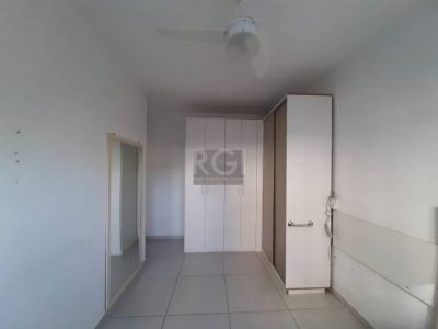 Apartamento à venda com 67m², 3 quartos, 1 suíte, 1 vaga no bairro Tristeza em Porto Alegre - Foto 15