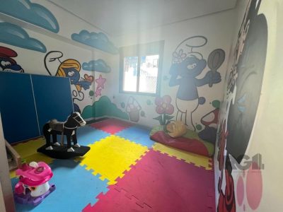 Apartamento à venda com 92m², 3 quartos, 1 suíte, 2 vagas no bairro Vila Ipiranga em Porto Alegre - Foto 17