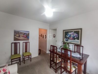 Apartamento à venda com 71m², 2 quartos, 1 vaga no bairro Auxiliadora em Porto Alegre - Foto 4