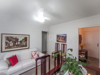 Apartamento à venda com 71m², 2 quartos, 1 vaga no bairro Auxiliadora em Porto Alegre - Foto 5