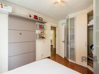 Apartamento à venda com 131m², 3 quartos, 1 suíte, 1 vaga no bairro Higienópolis em Porto Alegre - Foto 8