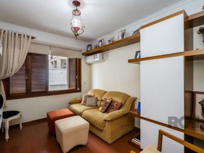 Apartamento à venda com 131m², 3 quartos, 1 suíte, 1 vaga no bairro Higienópolis em Porto Alegre - Foto 11