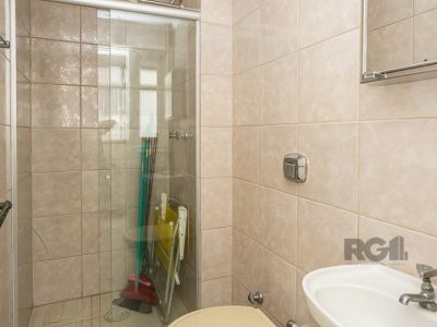 Apartamento à venda com 131m², 3 quartos, 1 suíte, 1 vaga no bairro Higienópolis em Porto Alegre - Foto 16