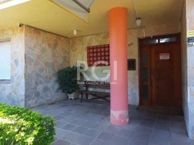 Apartamento à venda com 85m², 3 quartos no bairro Santa Cecília em Porto Alegre - Foto 2