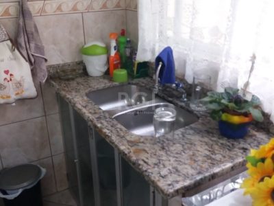 Casa à venda com 300m², 5 quartos, 1 suíte no bairro Bela Vista em Porto Alegre - Foto 28