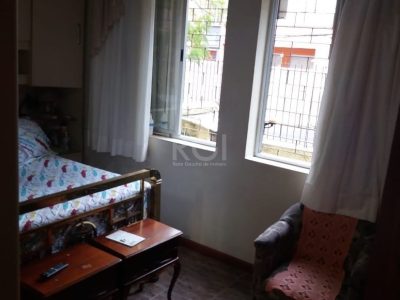 Casa à venda com 300m², 5 quartos, 1 suíte no bairro Bela Vista em Porto Alegre - Foto 36