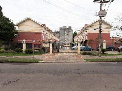 Casa Condominio à venda com 92m², 3 quartos, 1 suíte, 2 vagas no bairro Cristal em Porto Alegre - Foto 17