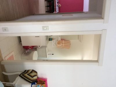 Apartamento à venda com 65m², 3 quartos, 1 suíte, 1 vaga no bairro Partenon em Porto Alegre - Foto 6