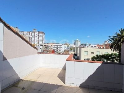 Casa à venda com 154m², 2 quartos, 1 suíte, 2 vagas no bairro Cidade Baixa em Porto Alegre - Foto 10