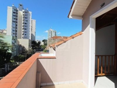 Casa à venda com 154m², 2 quartos, 1 suíte, 2 vagas no bairro Cidade Baixa em Porto Alegre - Foto 17