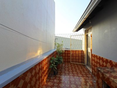 Casa à venda com 360m², 3 quartos, 3 suítes, 4 vagas no bairro Glória em Porto Alegre - Foto 19