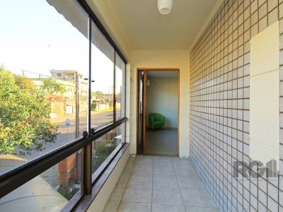 Casa à venda com 360m², 3 quartos, 3 suítes, 4 vagas no bairro Glória em Porto Alegre - Foto 37