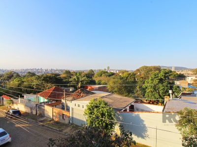 Casa à venda com 360m², 3 quartos, 3 suítes, 4 vagas no bairro Glória em Porto Alegre - Foto 55