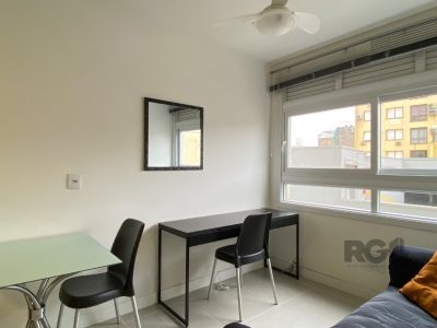 Apartamento à venda com 31m², 1 quarto, 1 vaga no bairro Centro Histórico em Porto Alegre - Foto 4