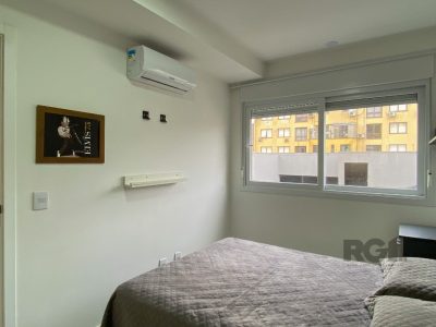 Apartamento à venda com 31m², 1 quarto, 1 vaga no bairro Centro Histórico em Porto Alegre - Foto 12