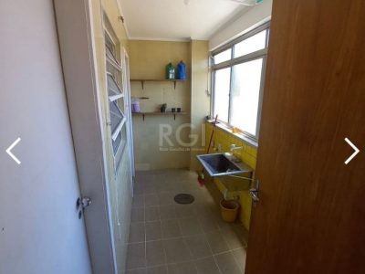 Apartamento à venda com 122m², 3 quartos, 2 vagas no bairro Vila Ipiranga em Porto Alegre - Foto 10