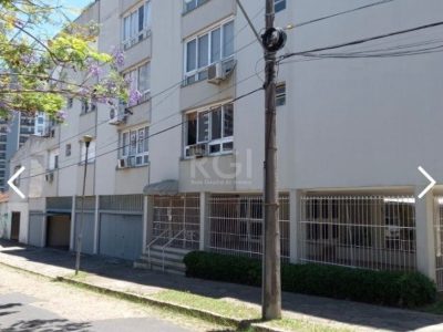 Apartamento à venda com 122m², 3 quartos, 2 vagas no bairro Vila Ipiranga em Porto Alegre - Foto 11