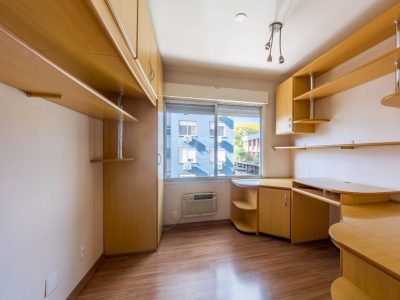 Apartamento à venda com 79m², 3 quartos, 1 vaga no bairro Cristal em Porto Alegre - Foto 10