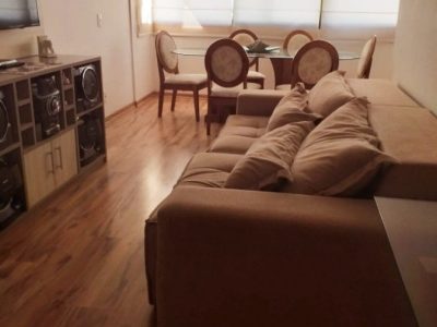 Apartamento à venda com 75m², 2 quartos, 1 suíte, 2 vagas no bairro Petrópolis em Porto Alegre - Foto 3