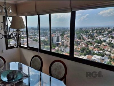 Apartamento à venda com 75m², 2 quartos, 1 suíte, 2 vagas no bairro Petrópolis em Porto Alegre - Foto 5