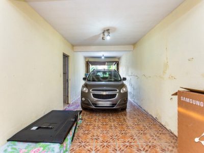 Sobrado à venda com 231m², 3 quartos, 1 suíte, 3 vagas no bairro Cristal em Porto Alegre - Foto 47