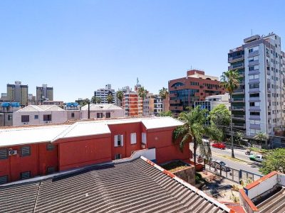 Apartamento à venda com 172m², 3 quartos, 1 suíte, 1 vaga no bairro Menino Deus em Porto Alegre - Foto 4