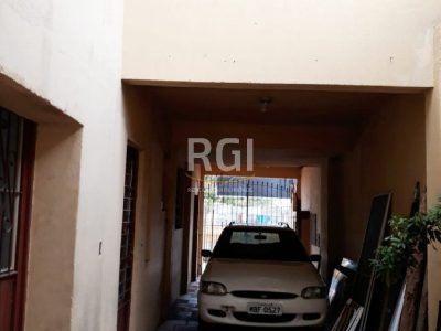 Predio à venda com 300m², 4 quartos, 2 suítes, 9 vagas no bairro Partenon em Porto Alegre - Foto 16