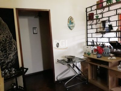 Predio à venda com 300m², 4 quartos, 2 suítes, 9 vagas no bairro Partenon em Porto Alegre - Foto 5