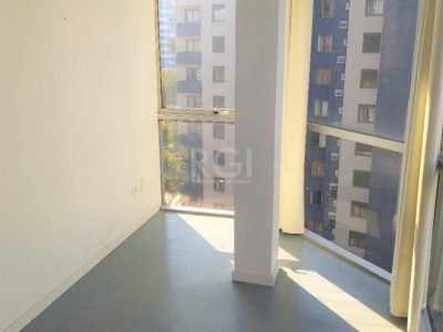 Conjunto/Sala à venda com 48m² no bairro Moinhos de Vento em Porto Alegre - Foto 3