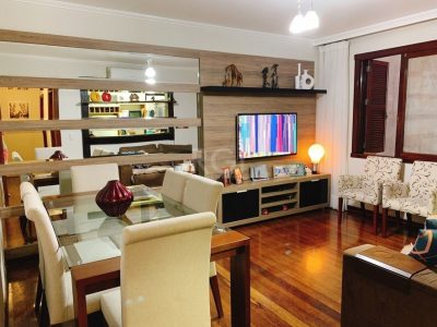 Apartamento à venda com 88m², 3 quartos, 1 vaga no bairro Auxiliadora em Porto Alegre - Foto 2