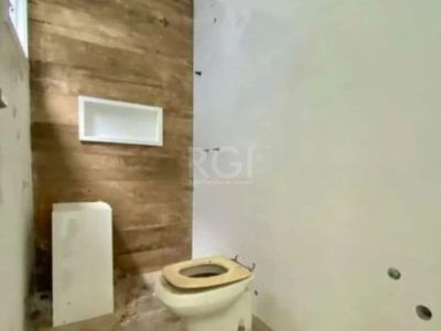 Casa à venda com 99m², 3 quartos, 1 suíte, 2 vagas no bairro Ipanema em Porto Alegre - Foto 7