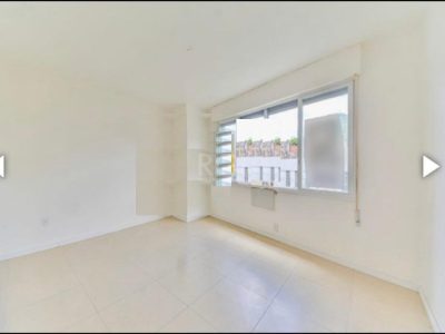 Apartamento à venda com 81m², 2 quartos no bairro Azenha em Porto Alegre - Foto 3