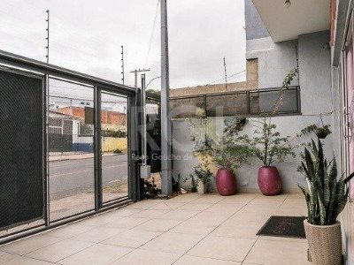 Predio à venda com 201m², 2 vagas no bairro Partenon em Porto Alegre - Foto 25