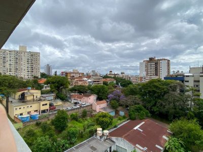 Apartamento à venda com 65m², 2 quartos, 1 suíte, 2 vagas no bairro Petrópolis em Porto Alegre - Foto 6