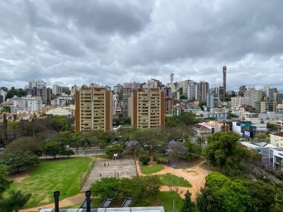 Apartamento à venda com 65m², 2 quartos, 1 suíte, 2 vagas no bairro Petrópolis em Porto Alegre - Foto 24