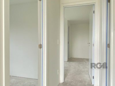 Apartamento à venda com 65m², 2 quartos, 1 suíte, 2 vagas no bairro Petrópolis em Porto Alegre - Foto 12