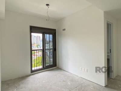 Apartamento à venda com 65m², 2 quartos, 1 suíte, 2 vagas no bairro Petrópolis em Porto Alegre - Foto 13