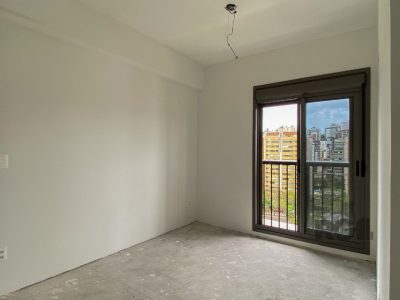 Apartamento à venda com 65m², 2 quartos, 1 suíte, 2 vagas no bairro Petrópolis em Porto Alegre - Foto 15