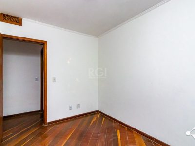 Apartamento à venda com 104m², 3 quartos, 1 suíte, 2 vagas no bairro Jardim Itu em Porto Alegre - Foto 21