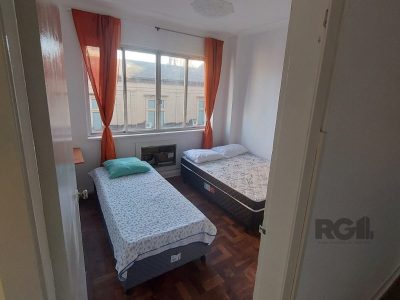 Apartamento à venda com 75m², 2 quartos no bairro Centro Histórico em Porto Alegre - Foto 13