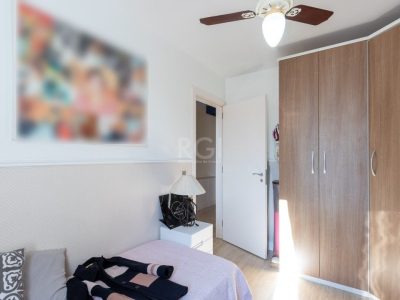 Casa Condominio à venda com 240m², 4 quartos, 1 suíte, 2 vagas no bairro Ipanema em Porto Alegre - Foto 31