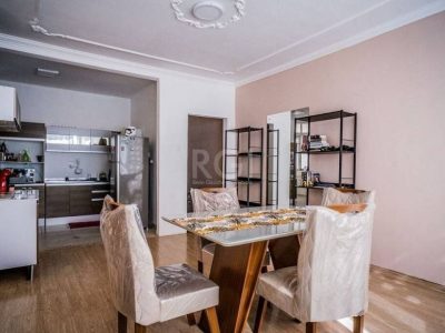 Apartamento à venda com 90m², 2 quartos no bairro São João em Porto Alegre - Foto 4