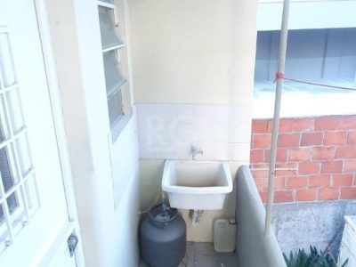 Apartamento à venda com 54m², 1 quarto no bairro Menino Deus em Porto Alegre - Foto 12