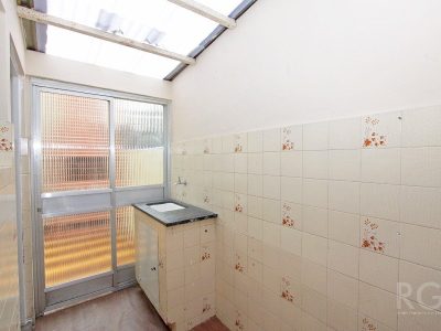 Apartamento à venda com 54m², 2 quartos no bairro Rio Branco em Porto Alegre - Foto 10