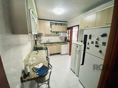 Apartamento à venda com 118m², 3 quartos, 1 suíte, 1 vaga no bairro Rio Branco em Porto Alegre - Foto 4