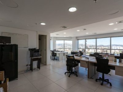 Conjunto/Sala à venda com 210m², 5 vagas no bairro Cristal em Porto Alegre - Foto 41